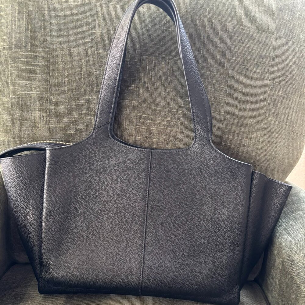 Banana Republic Portfolio Tote